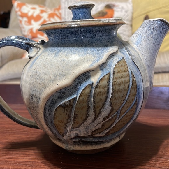 Handmade Stoneware Tea Kettle - Picture 3 of 13